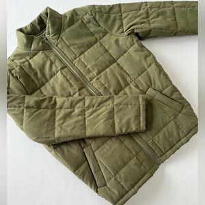 Women’s Trendy Olive Green Quilted Mid-Season Jacket.